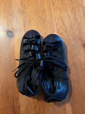 Kids Black Lace-Up Leather Ballet Shoes